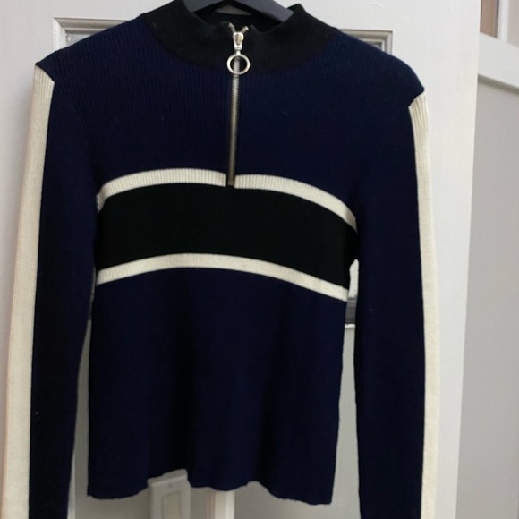 Half Zip Color Block Turtle Neck - Picture 5 of 5